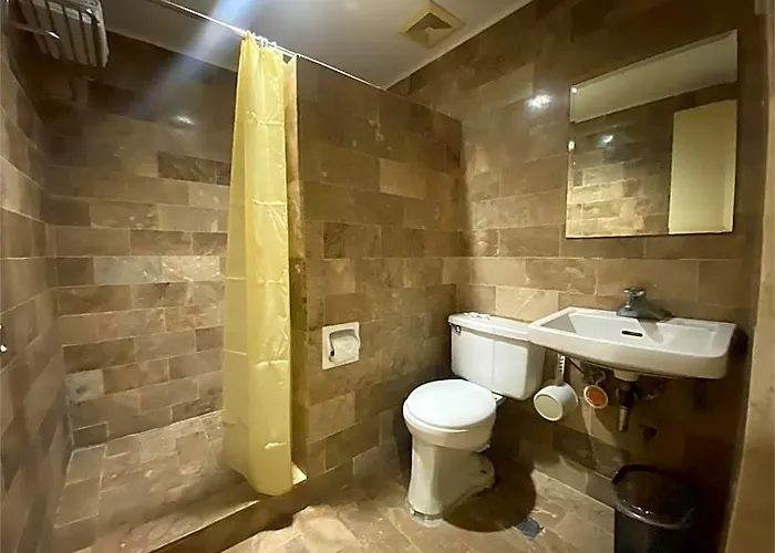 Hotel Park Pasay 3*