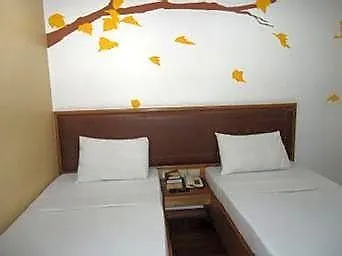 Park Pasay Hotel 3*