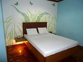Park Pasay Hotel 3*